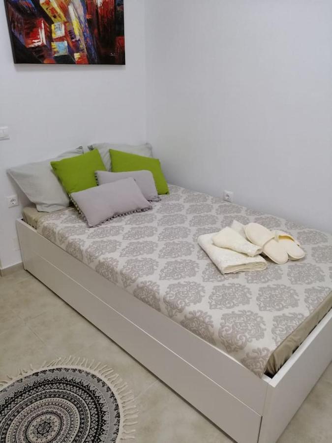 Maridel Underground Apartment Heraklion Exterior foto